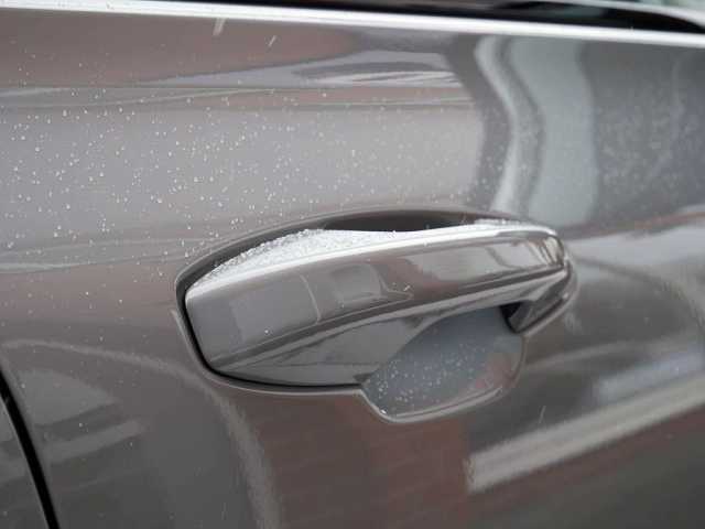 Volvo V60 AWD Plus T6