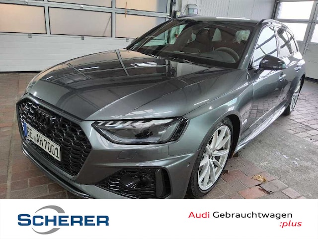 Audi RS4 Avant Quattro