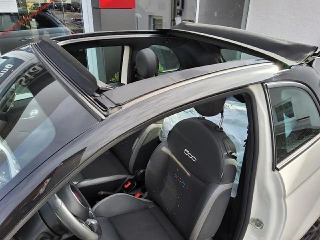 Fiat 500C Hey Google