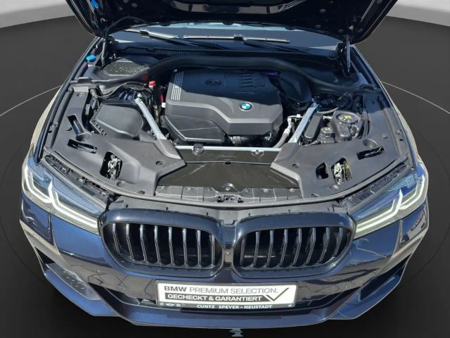 BMW 530 530i M-Sport Touring xDrive