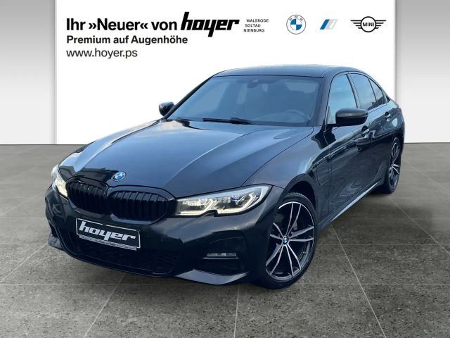 BMW 320 320e M-Sport Sedan