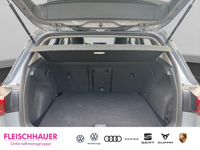 Volkswagen Golf 1.5 eTSI DSG Golf VIII