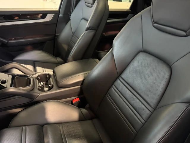 Porsche Cayenne Coupé E-Hybrid S