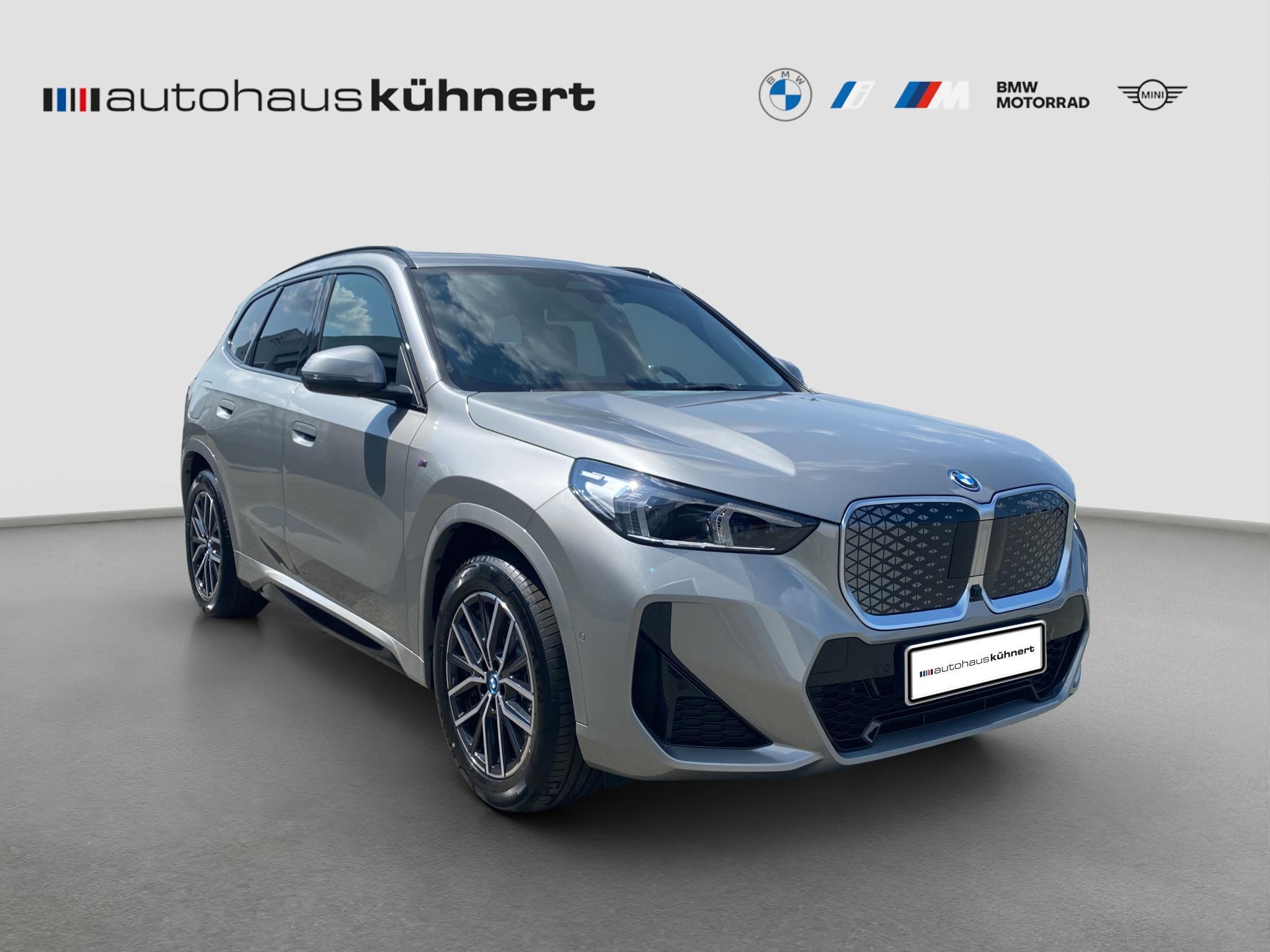 BMW iX1 xDrive30