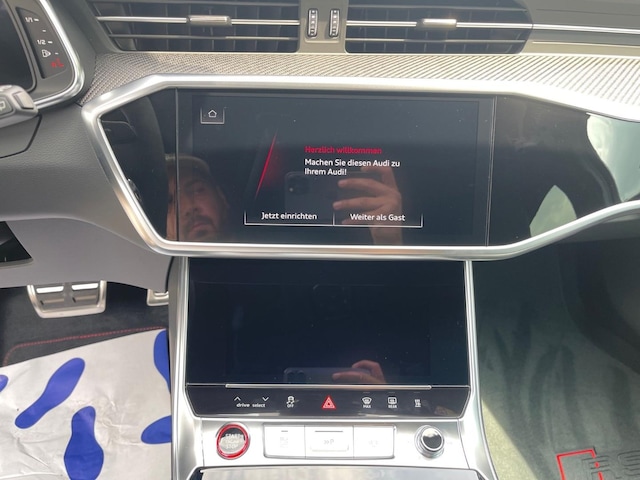 Audi A6 e-tron Avant Performance Quattro