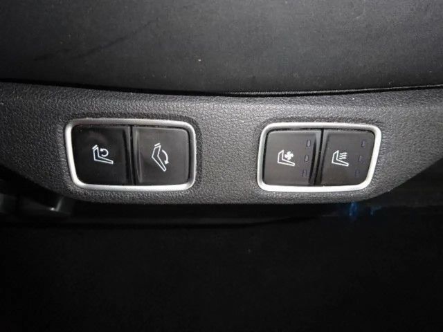 Hyundai Staria Signature Vierwielaandrijving