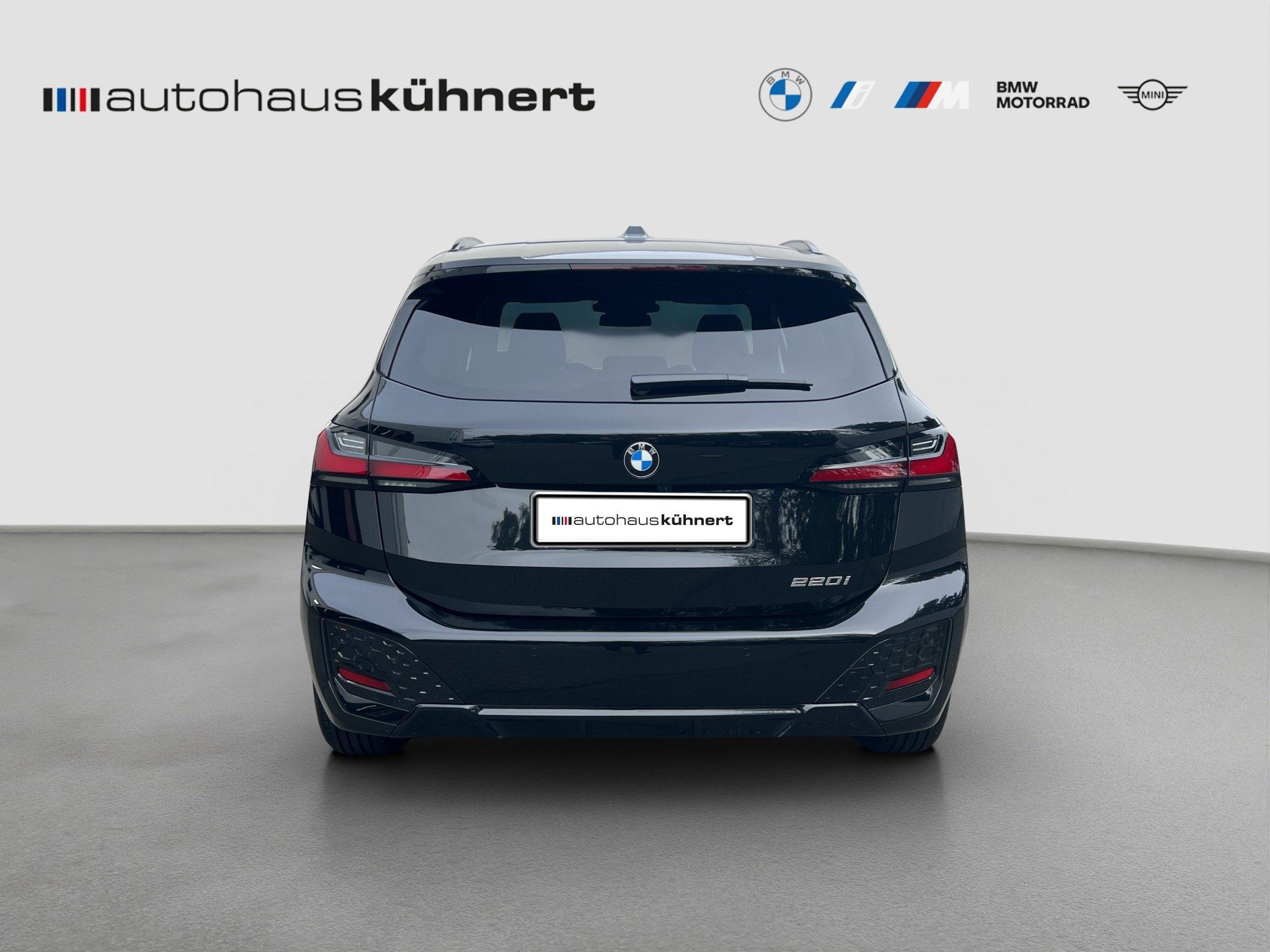 BMW 220 220i Active Tourer