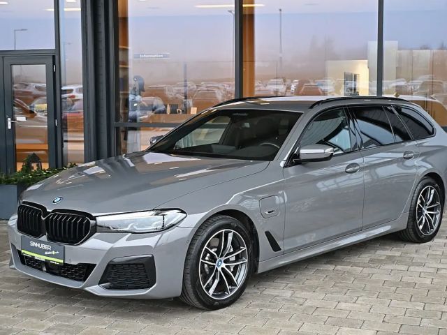 BMW 530 530e M-Sport Touring xDrive