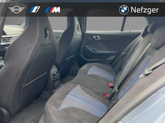 BMW 135 135i Sedan xDrive