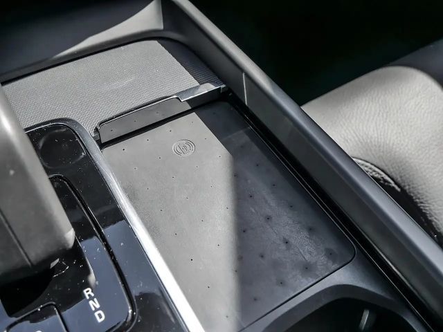 Volvo XC60 AWD Dark Plus