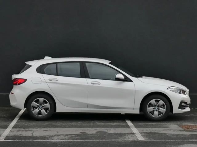 BMW 118 118i Sedan