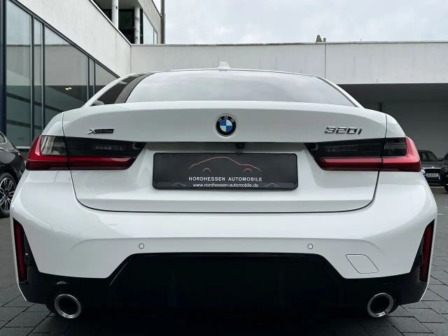 BMW 320 320i M-Sport Sedan xDrive