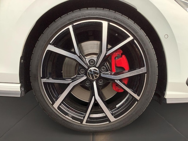 Volkswagen Golf 2.0 TSI DSG GTI