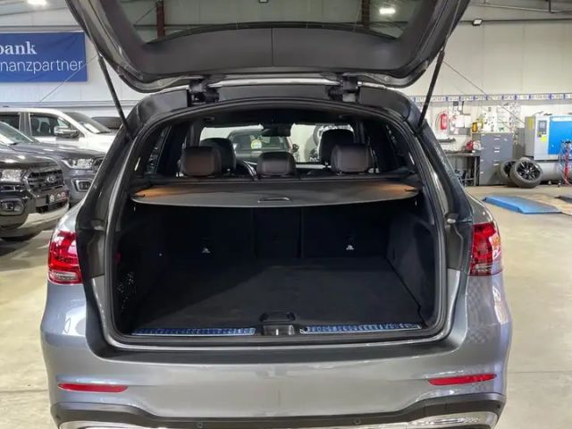 Mercedes-Benz GLC 200 AMG Line