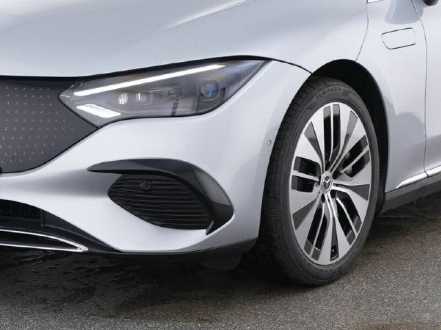 Mercedes-Benz EQE 350 Sedan