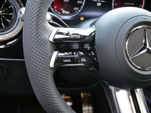 Mercedes-Benz CLA 200 4MATIC AMG Line Coupé