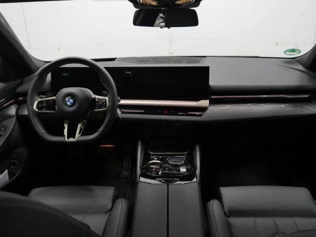 BMW 520 520d M-Sport Touring