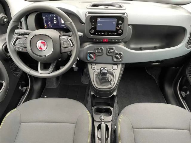 Fiat Panda 1.0 Hybrid Pandina Bluetooth Klima PDC Tempomat