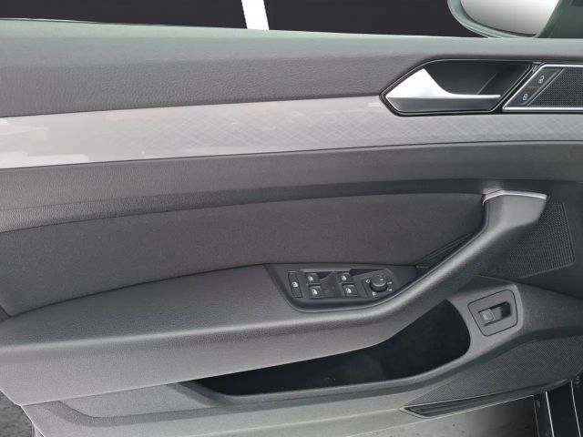 Volkswagen Passat Business DSG Variant