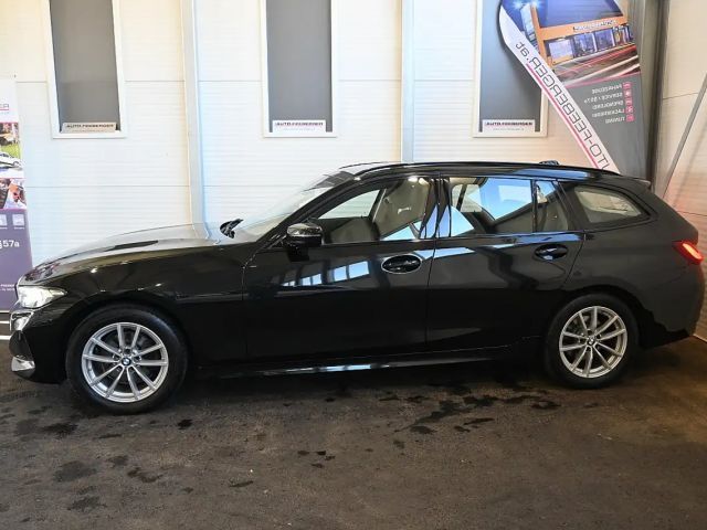 BMW 320 320d Touring xDrive