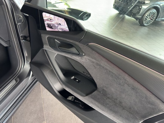 Audi A6 e-tron Avant Quattro