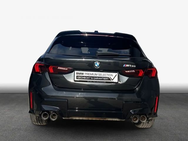 BMW M140i Sedan xDrive