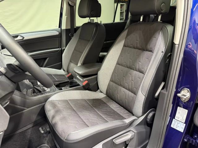 Volkswagen Touran 1.5 TSI DSG