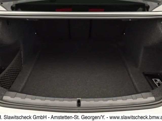 BMW 320 320d Sedan xDrive