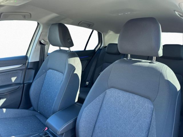 Volkswagen Golf 1.0 TSI Golf VIII Move