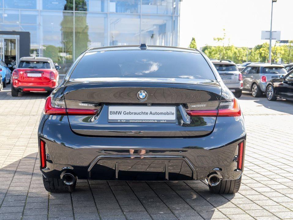 BMW 330 330i Sedan xDrive