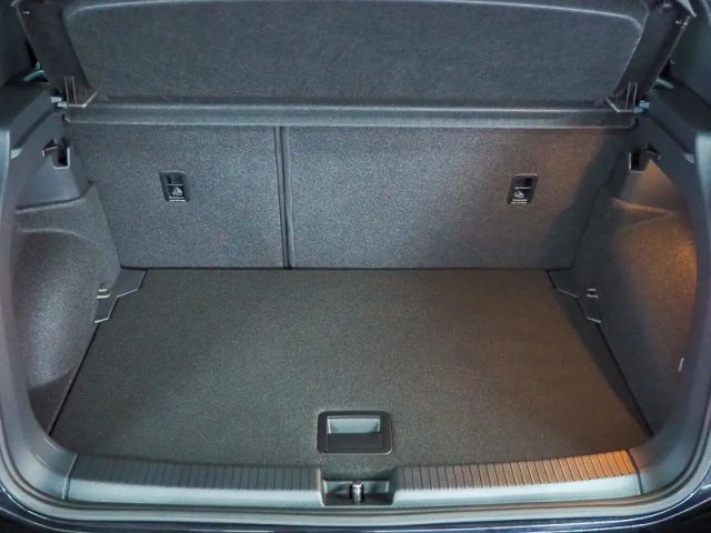 Volkswagen T-Cross 1.0 TSI R-Line