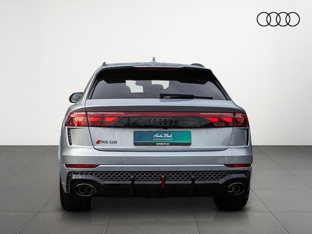 Audi RS Q8 Performance Quattro