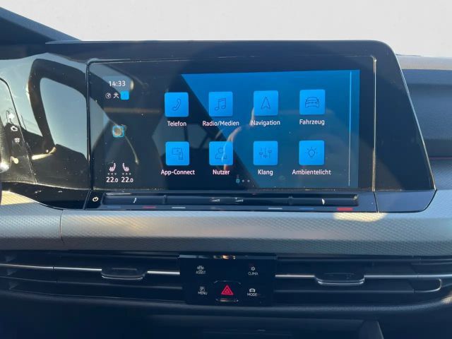 Volkswagen Golf DSG Life