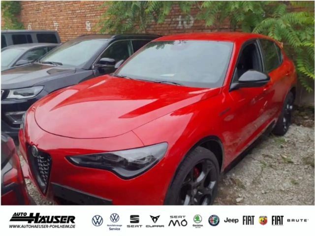 Alfa Romeo Stelvio AT8 Q4