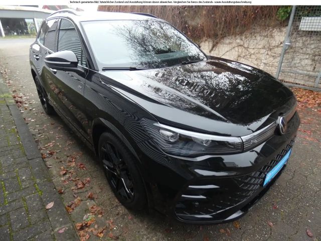 Volkswagen Tiguan 1.5 eTSI DSG R-Line