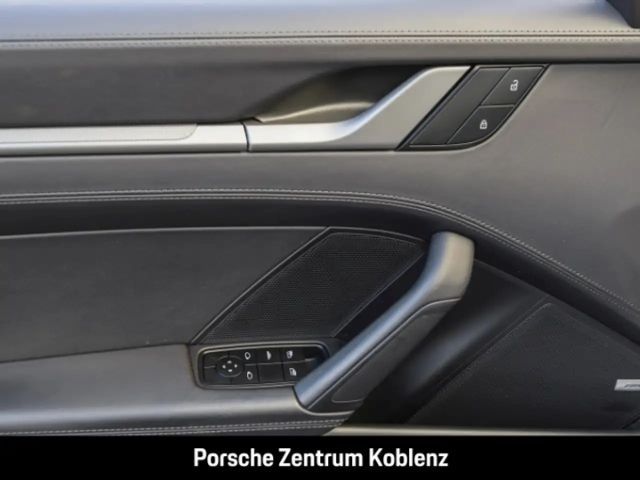 Porsche 992 4S Cabrio Carrera