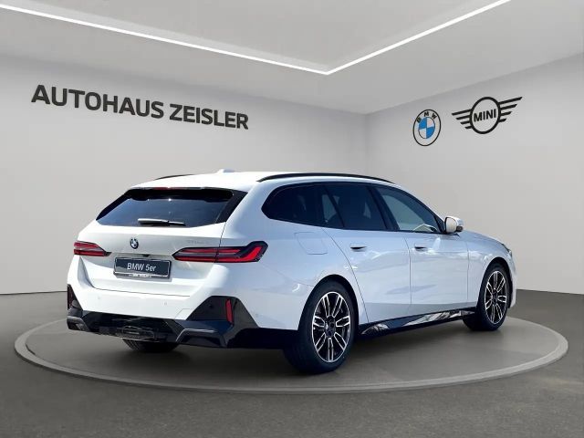 BMW 520 520d M-Sport Touring