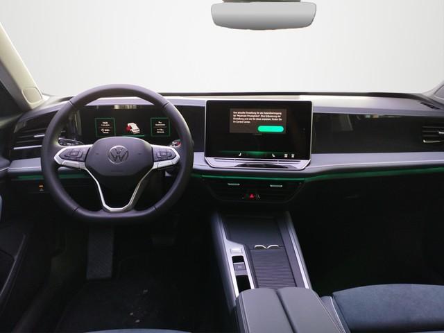 Volkswagen Passat 1.5 eTSI Business Variant