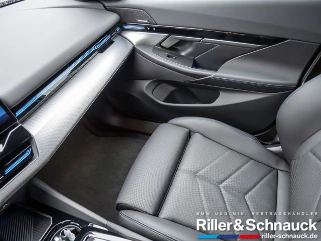 BMW 520 520d M-Sport Sedan