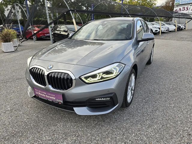 BMW 120 120d Sedan xDrive