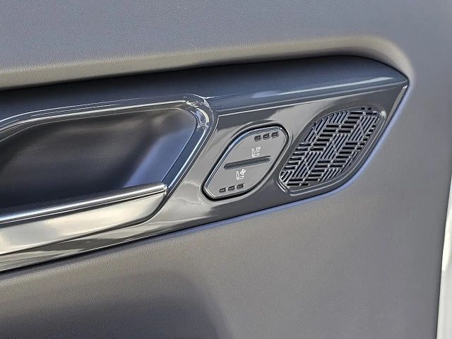 Kia EV9 99,8 kWh Earth