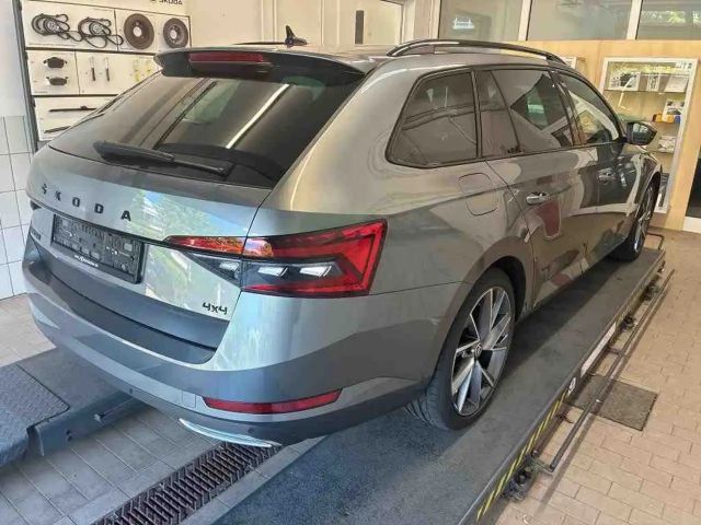 Skoda Superb 2.0 TDI 4x4 Combi Sportline