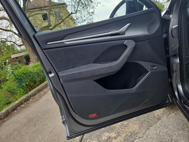 Skoda Kodiaq KODIAQ       SPORTTD142/2.0A7A