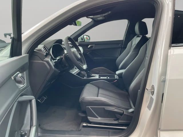Audi Q3 35 TFSI S-Line