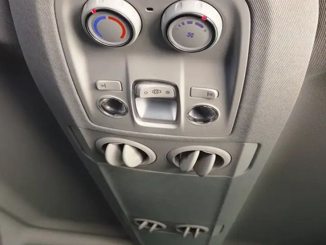 Opel Zafira Life Kombi 9-Sitzer