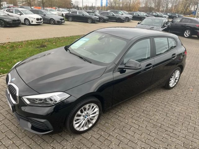 BMW 116 116i Advantage pakket Sedan