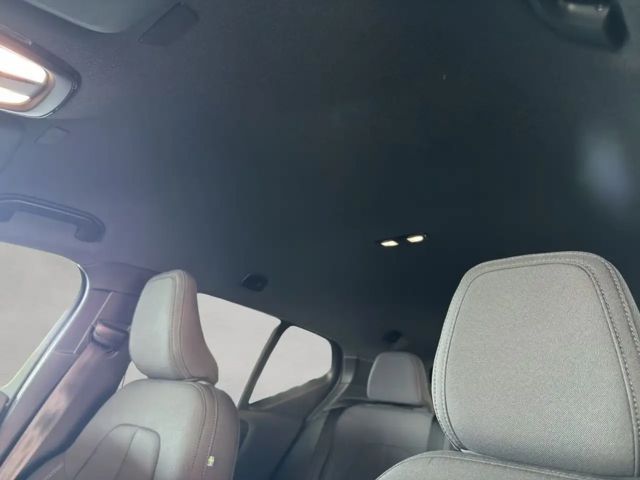 Volvo XC40 Plus Recharge Twin Engine