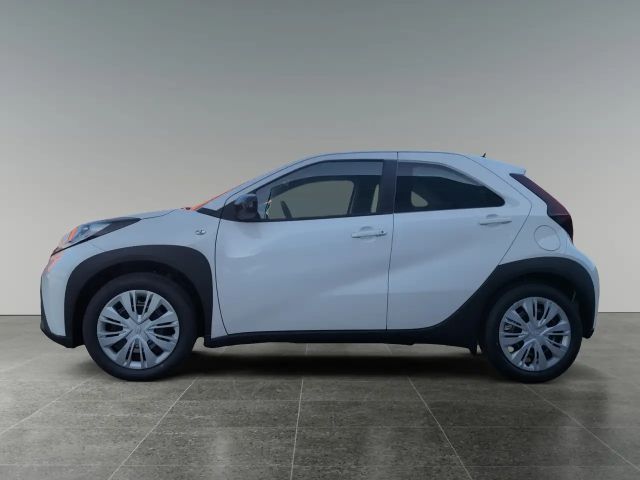 Toyota Aygo X Hatchback Play