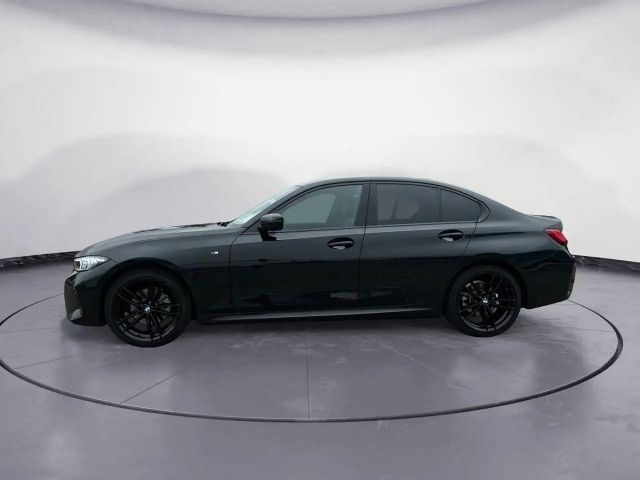 BMW 320 320i M-Sport Sedan xDrive