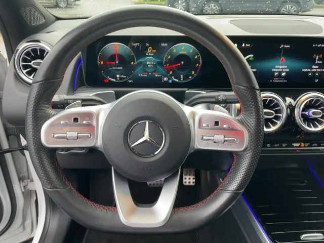 Mercedes-Benz GLB 200 AMG Line